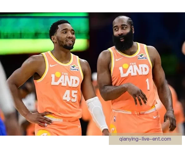 哈登生涯17季全进季后赛仅败邓肯和犹他双雄霸主地位稳固