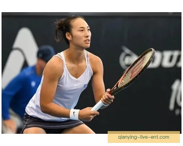 乌女将逆袭凯斯闯入决赛挑战佩古拉能否一黑到底